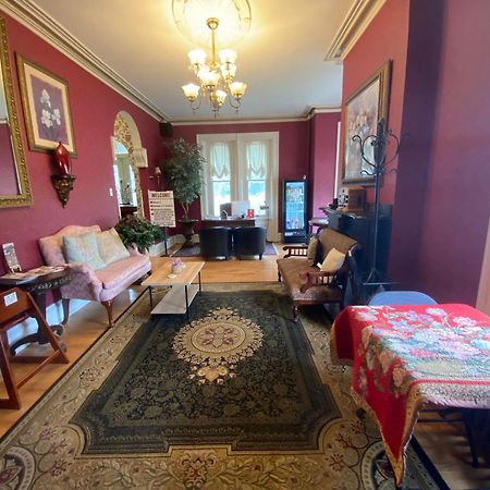 Greystone Manor Bed & Breakfast Bird-in-Hand Exterior foto