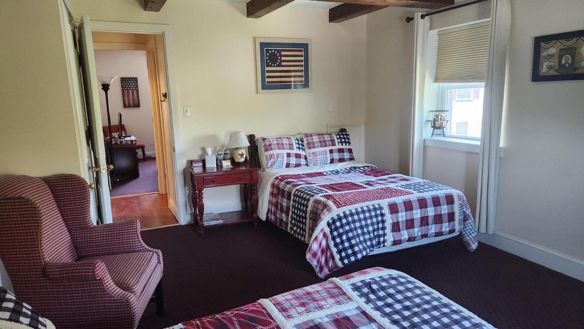 Greystone Manor Bed & Breakfast Bird-in-Hand Exterior foto